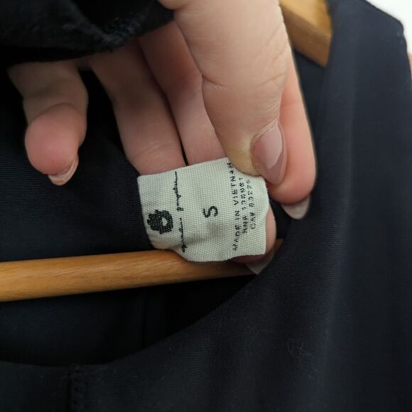 Spiritual Gangster black twist front cutout Centered Brami crop top sports bra - Picture 3 of 6